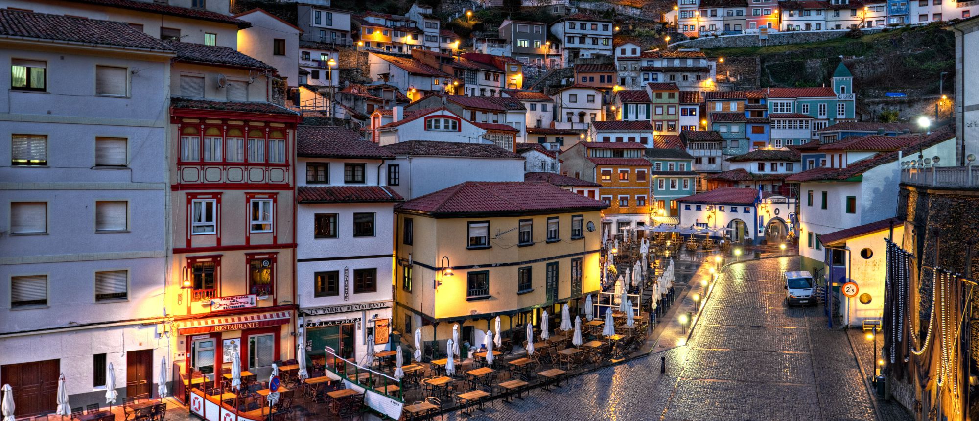 . INMOBILIARIA EXPERIA en Langreo